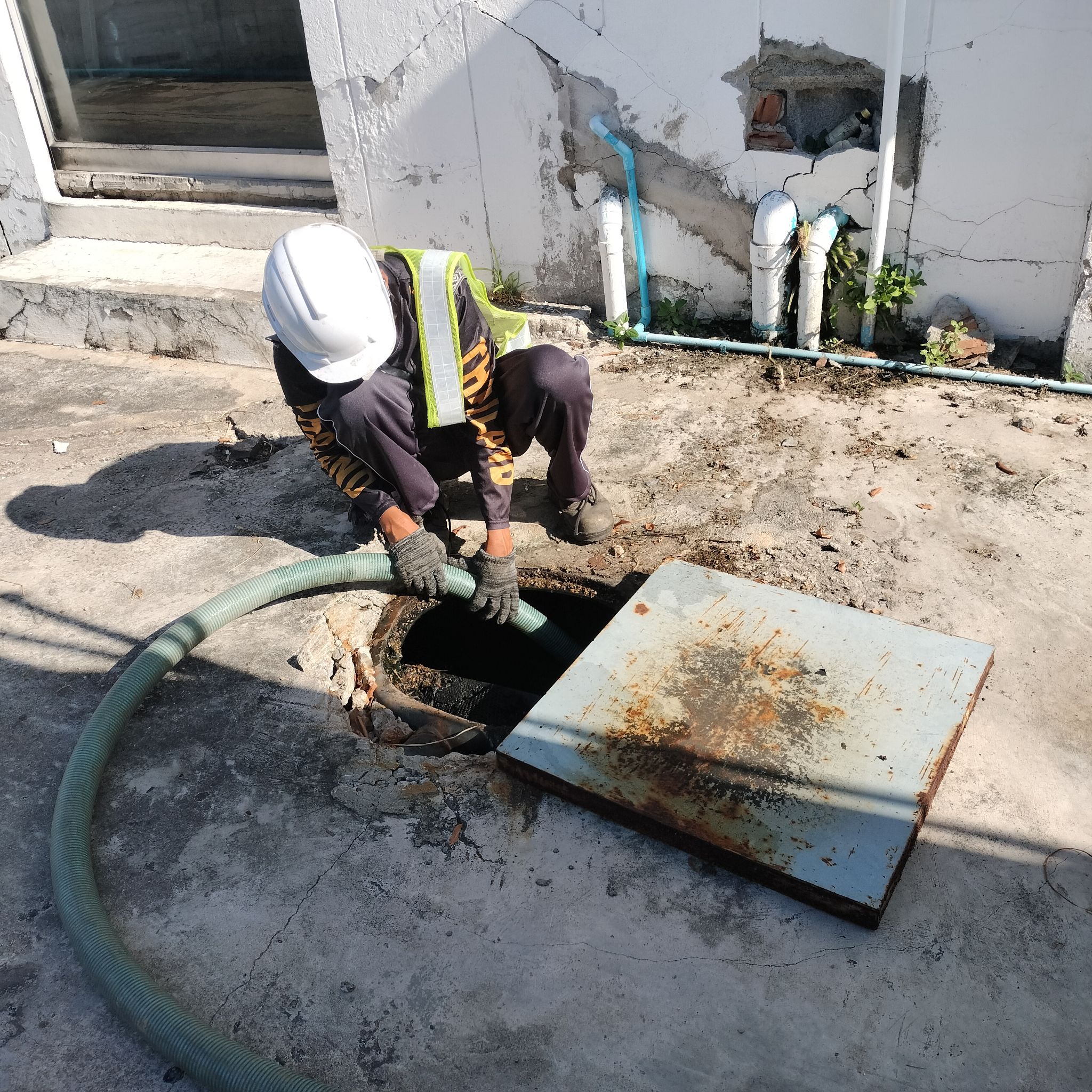 28 - https://รถดูดส้วมและท่อตันด่วน.com | รถดูดส้วมฉะเชิงเทรา รับดูดส้วม สูบส้วม แก้ท่อตัน บริการดูดส้วม ส้วมเต็มโทรหาเรา รถดูดส้วมฉะเชิงเทรา ดูดส้วมด่วน รถดูดส้วมฉะเชิงเทรา ราคาถูก