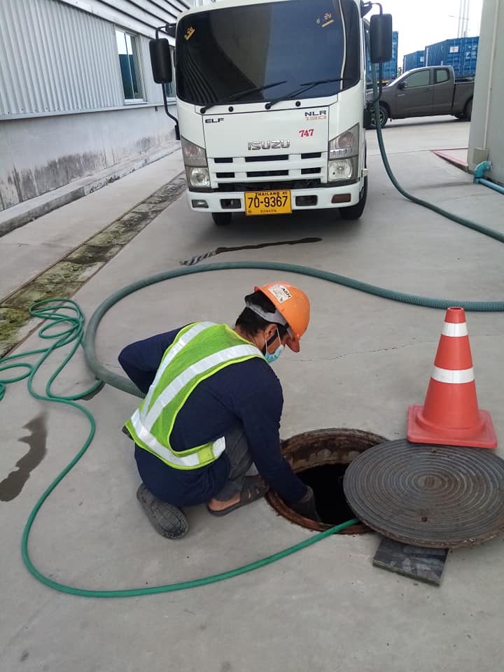 4 - https://รถดูดส้วมและท่อตันด่วน.com | รถดูดส้วมฉะเชิงเทรา รับดูดส้วม สูบส้วม แก้ท่อตัน บริการดูดส้วม ส้วมเต็มโทรหาเรา รถดูดส้วมฉะเชิงเทรา ดูดส้วมด่วน รถดูดส้วมฉะเชิงเทรา ราคาถูก